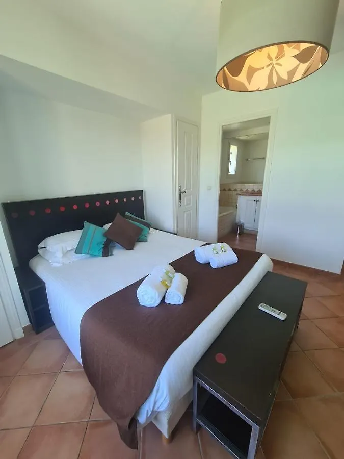 Villa Avec Apercu Mer Et Piscine Privee Sainte-Maxime France