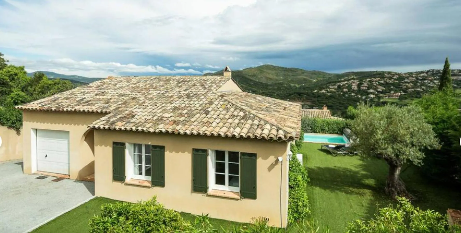 Villa Avec Apercu Mer Et Piscine Privee Sainte-Maxime